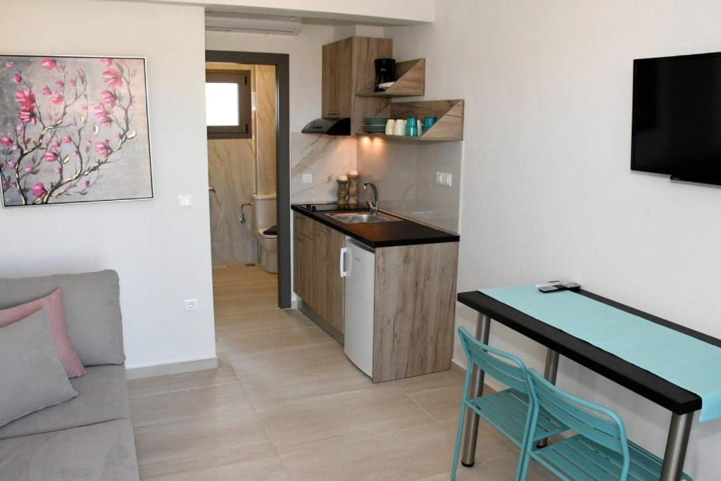Theano Luxury Suites Nikiti Exterior foto
