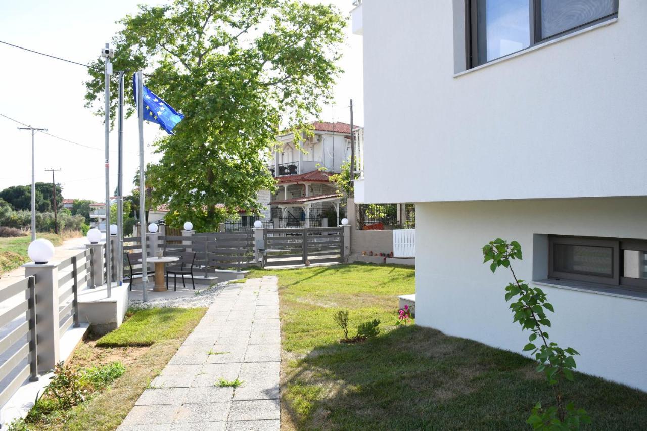 Theano Luxury Suites Nikiti Exterior foto