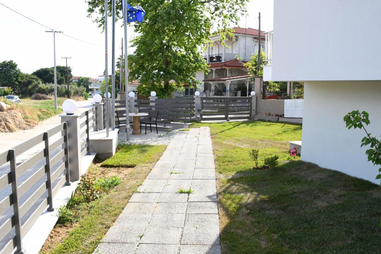 Theano Luxury Suites Nikiti Exterior foto